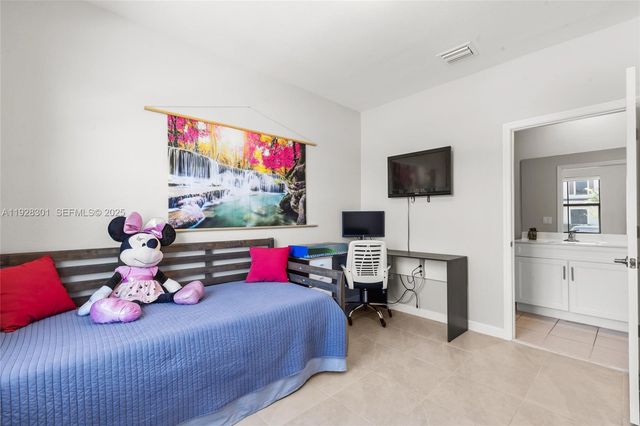 9917 SW 228th Terr, Miami, FL 33190