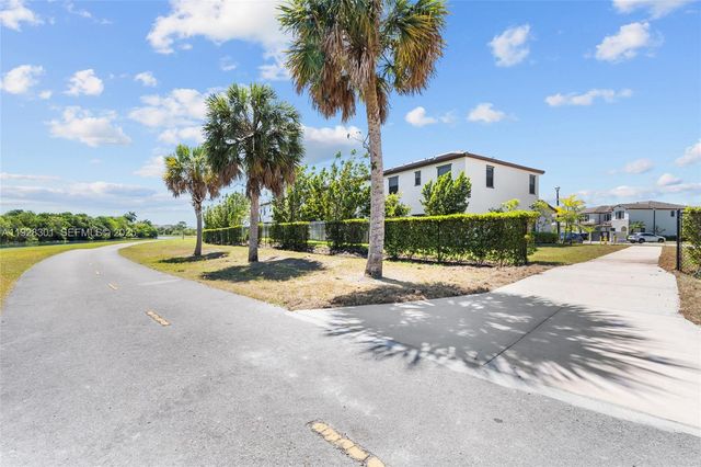 9917 SW 228th Terr, Miami, FL 33190