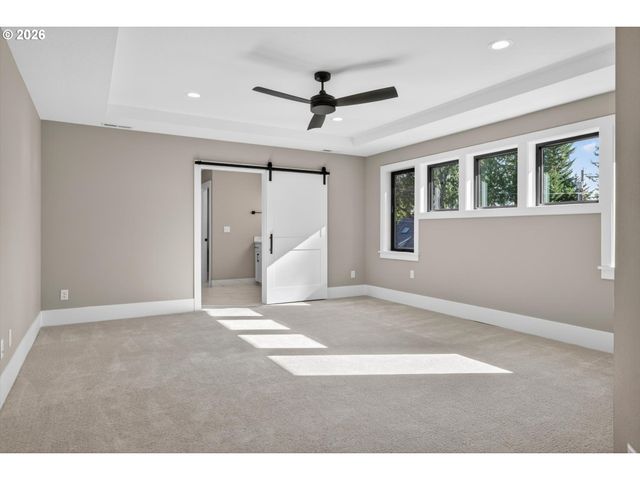 891 8TH St, Lake Oswego, OR 97034