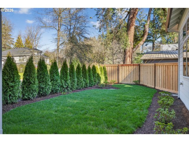 891 8TH St, Lake Oswego, OR 97034