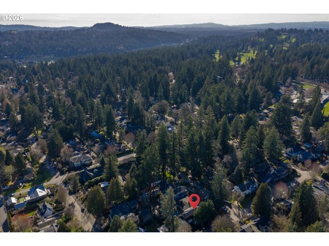 891 8TH St, Lake Oswego, OR 97034