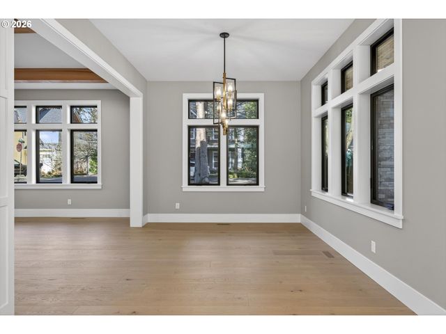 891 8TH St, Lake Oswego, OR 97034