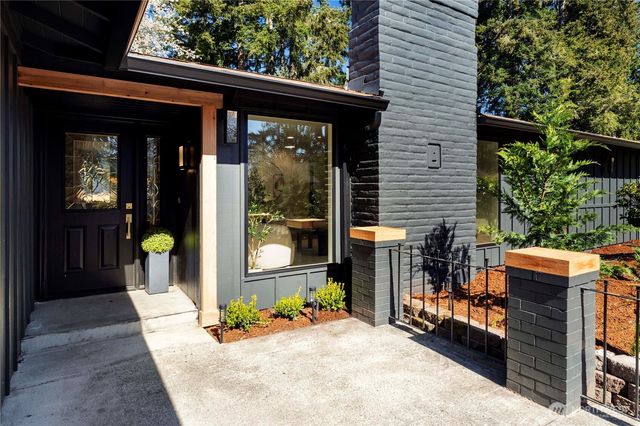 6918 Topaz Drive SW, Lakewood, WA 98498