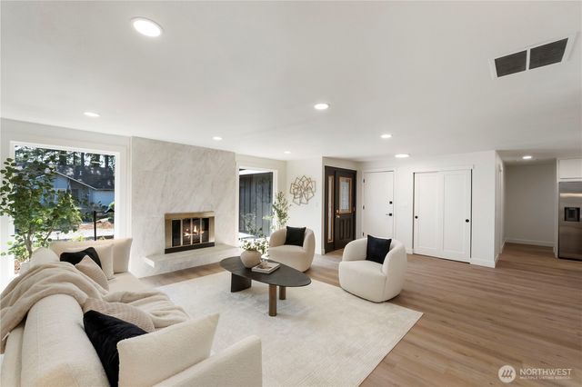 6918 Topaz Drive SW, Lakewood, WA 98498