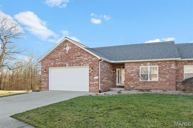 1675 Lakepointe Estates Drive, O'fallon, IL 62269