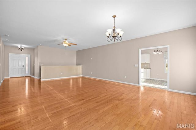 1675 Lakepointe Estates Drive, O'fallon, IL 62269