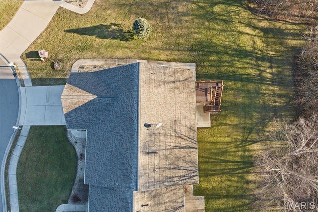 1675 Lakepointe Estates Drive, O'fallon, IL 62269