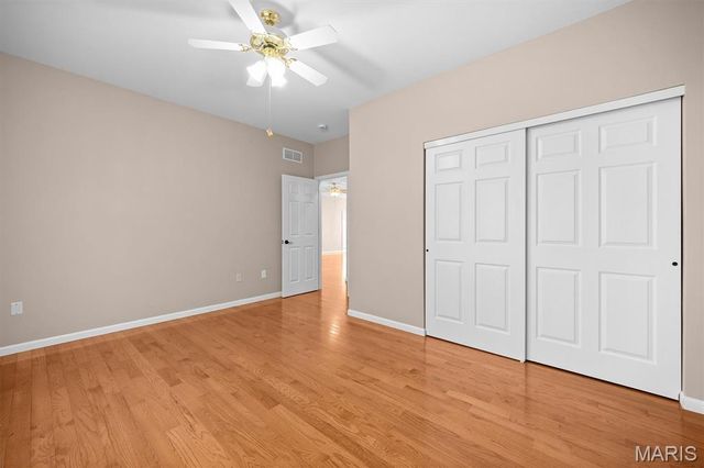 1675 Lakepointe Estates Drive, O'fallon, IL 62269