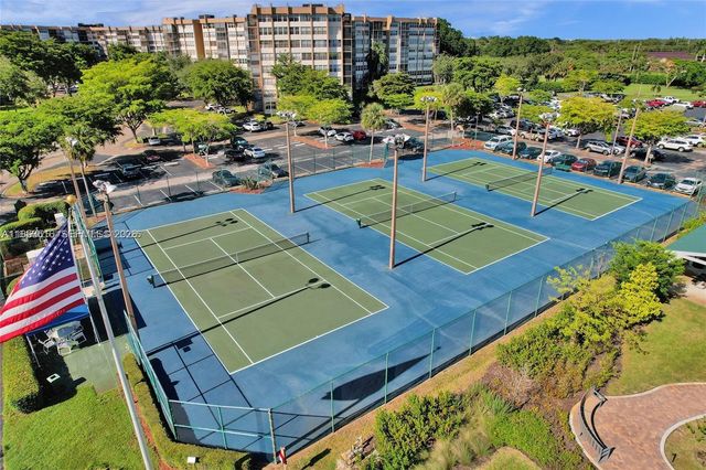 1100 Saint Charles Place 504, Pembroke Pines, FL 33026