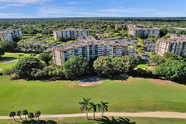 1100 Saint Charles Place 504, Pembroke Pines, FL 33026