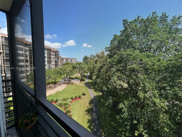1100 Saint Charles Place 504, Pembroke Pines, FL 33026