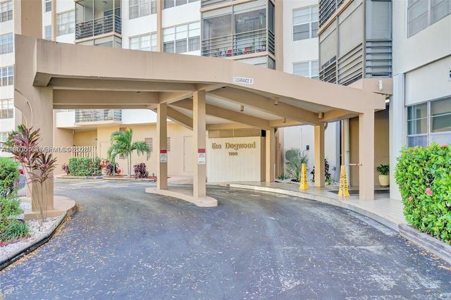1100 Saint Charles Place 504, Pembroke Pines, FL 33026