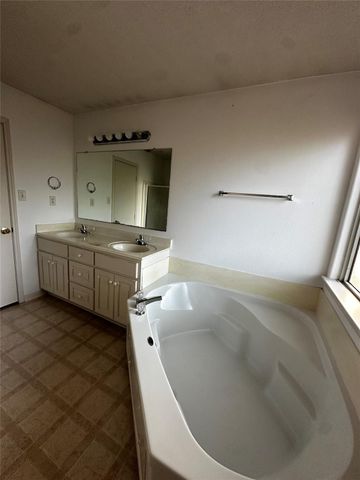 16280 Sun View Lane, Conroe, TX 77302