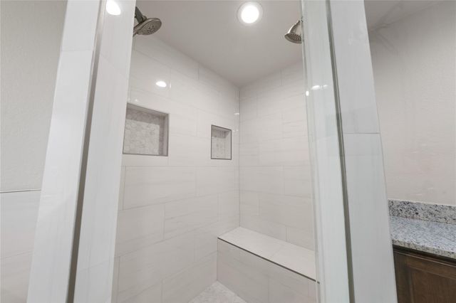 11712 Foley DR, Del Valle, TX 78617