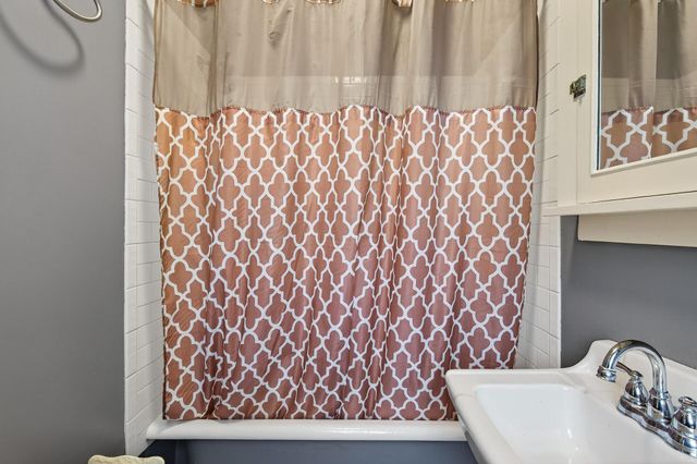 3909 Aldrich Avenue S 3, Minneapolis, MN 55409