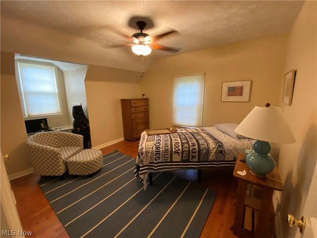 123 Alburn Drive, Youngstown, OH 44512