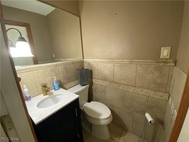 123 Alburn Drive, Youngstown, OH 44512