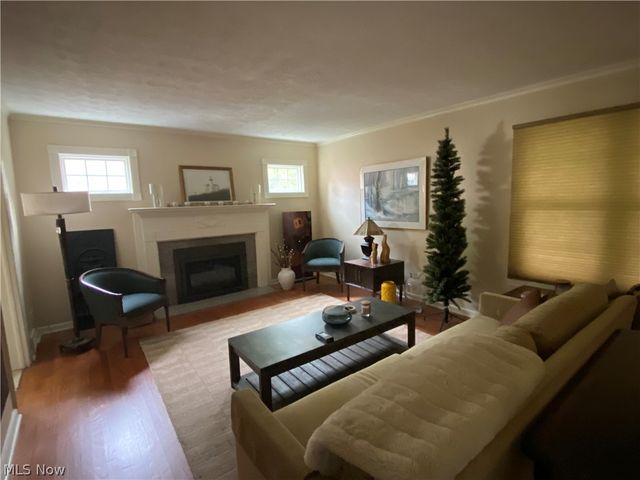 123 Alburn Drive, Youngstown, OH 44512