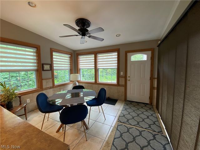123 Alburn Drive, Youngstown, OH 44512