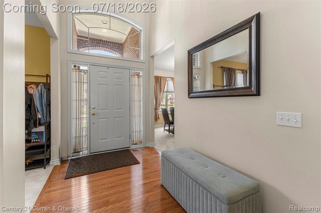 27363 Oxford Drive, Southfield, MI 48033