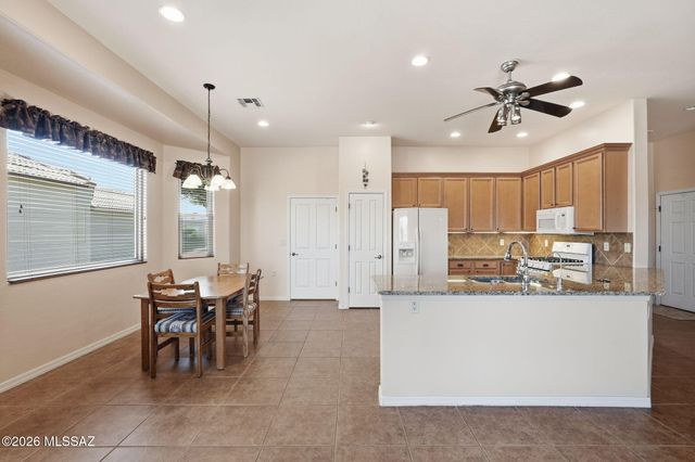2189 S Via Massari, Green Valley, AZ 85614