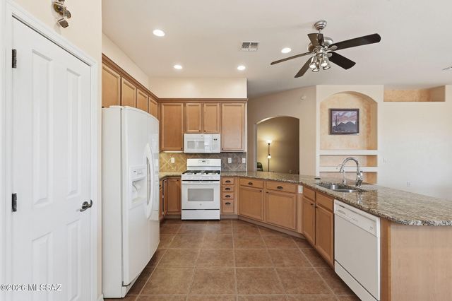 2189 S Via Massari, Green Valley, AZ 85614