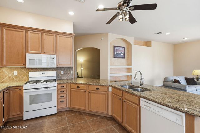 2189 S Via Massari, Green Valley, AZ 85614