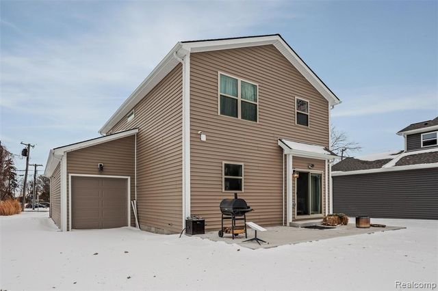 28855 Anchor Drive, Chesterfield, MI 48047