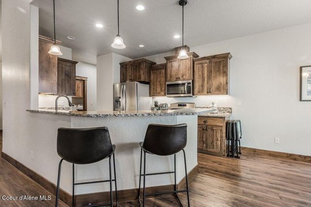 10691 N Murcia Ln, Hayden, ID 83835