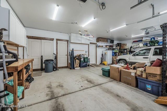 10691 N Murcia Ln, Hayden, ID 83835