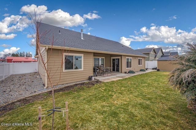 10691 N Murcia Ln, Hayden, ID 83835