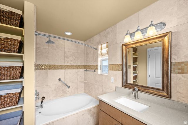 4438 W SOUTH JORDAN PKWY, South Jordan, UT 84009