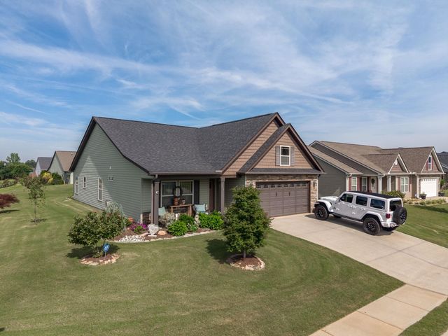 336 Meadowmoor Road, Greer, SC 29651