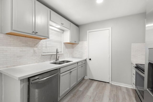 7938 Snowden Street, Houston, TX 77028