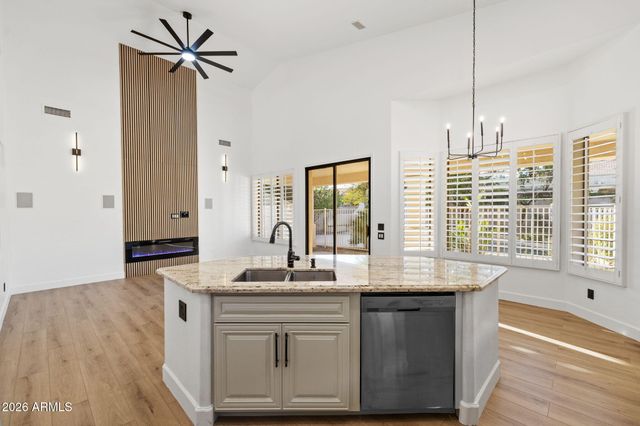 7788 E PHANTOM Way, Scottsdale, AZ 85255