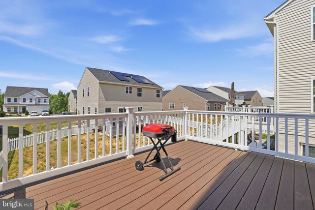 5319 HOLLEY OAK LN, Fredericksburg, VA 22407