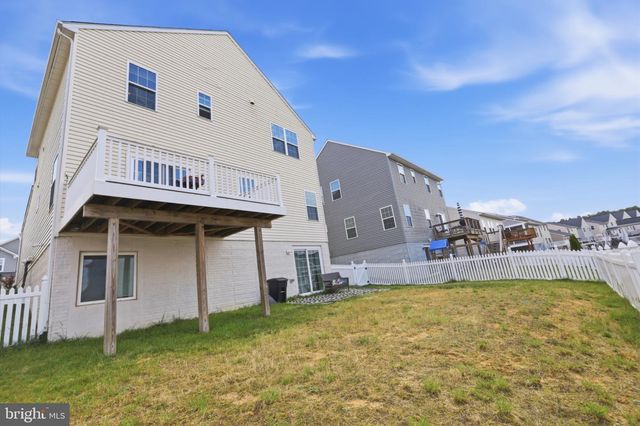 5319 HOLLEY OAK LN, Fredericksburg, VA 22407