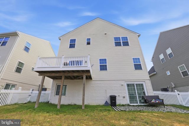 5319 HOLLEY OAK LN, Fredericksburg, VA 22407