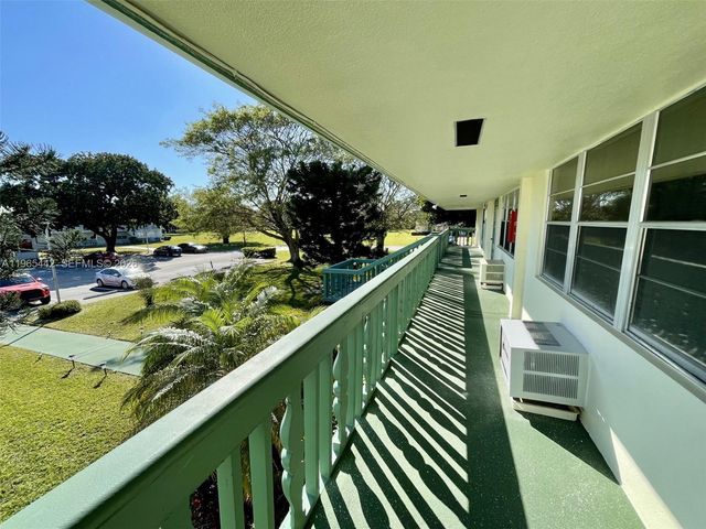 118 E Upminster E 118, Deerfield Beach, FL 33442