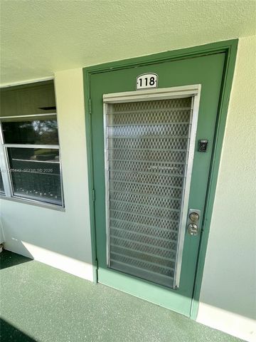 118 E Upminster E 118, Deerfield Beach, FL 33442