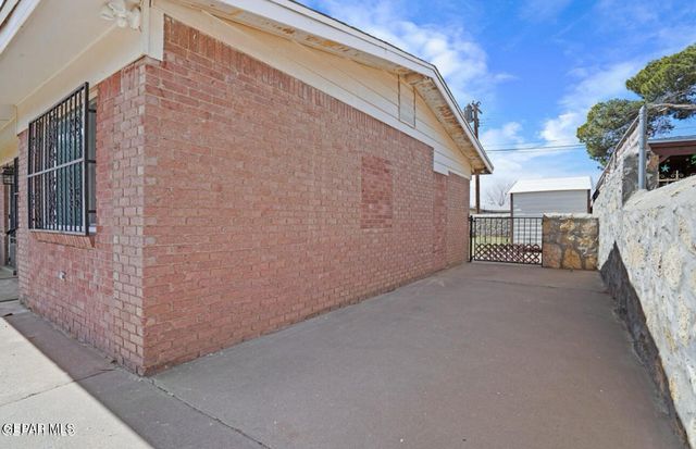 1101 DOYLE Place, El Paso, TX 79907