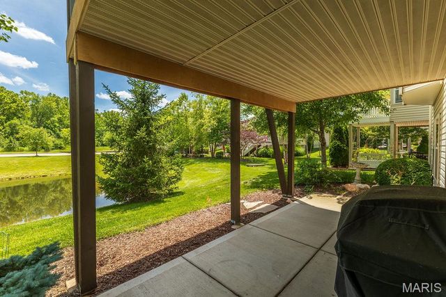 14 Burgundy Place Drive, Dardenne Prairie, MO 63368