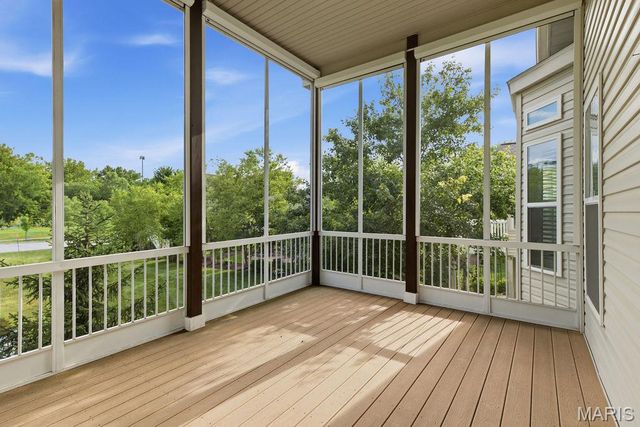 14 Burgundy Place Drive, Dardenne Prairie, MO 63368