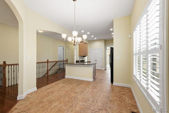 14 Burgundy Place Drive, Dardenne Prairie, MO 63368