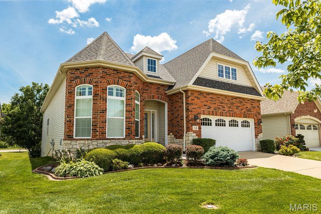 14 Burgundy Place Drive, Dardenne Prairie, MO 63368