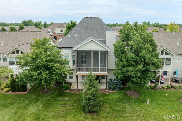 14 Burgundy Place Drive, Dardenne Prairie, MO 63368