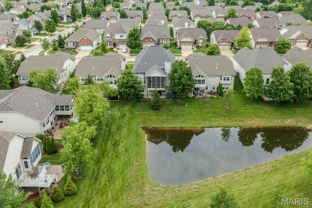 14 Burgundy Place Drive, Dardenne Prairie, MO 63368