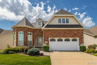 14 Burgundy Place Drive, Dardenne Prairie, MO 63368