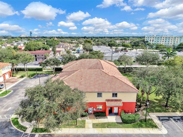 3340 Palomino Dr 222-2, Davie, FL 33024
