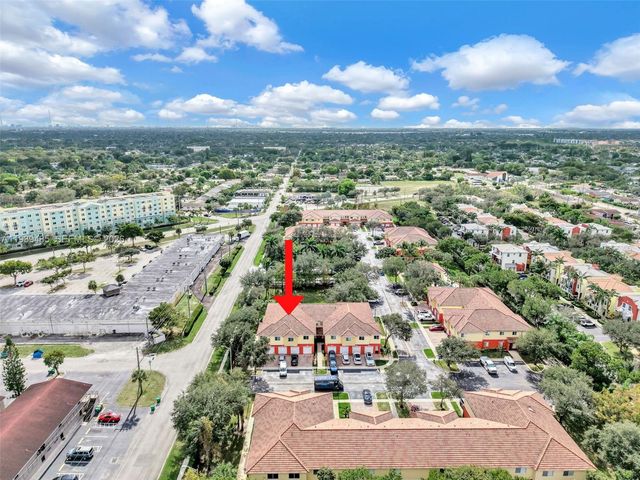 3340 Palomino Dr 222-2, Davie, FL 33024